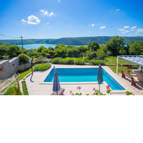 Villa Targeto with Sea View