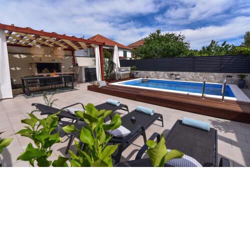 Villa Teuta