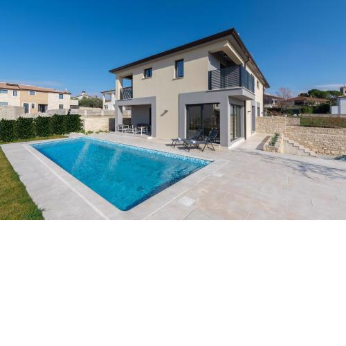 Villa Tin