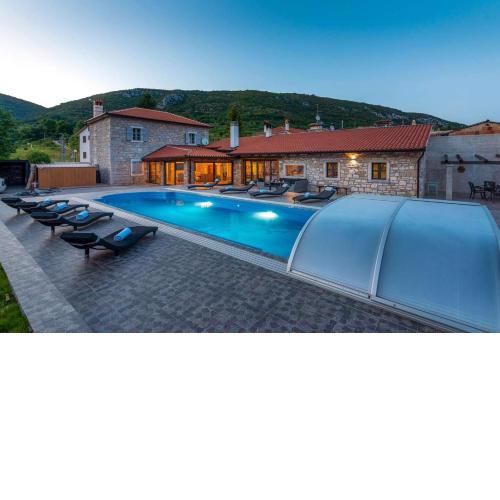 Villa Tina