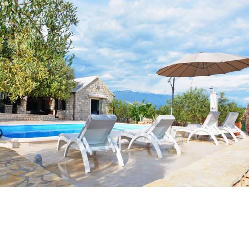 Villa TM1