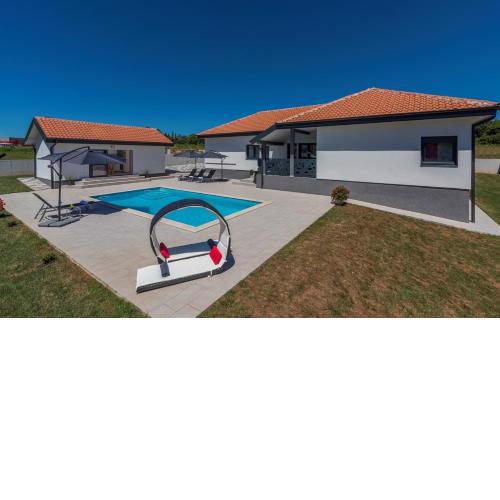 Villa Tria