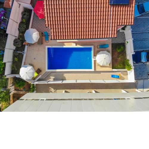 Villa ulica Fran Krste Frankopan
