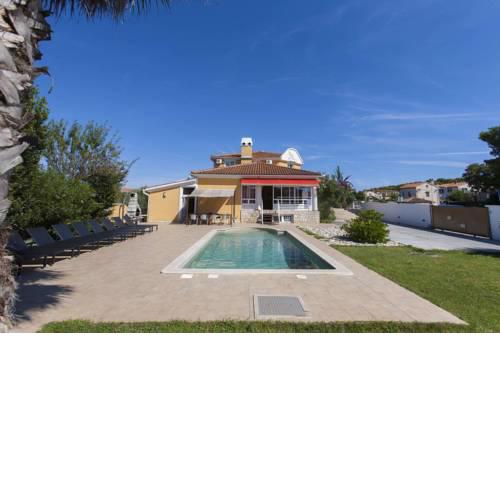 Villa Vedorna luxury home