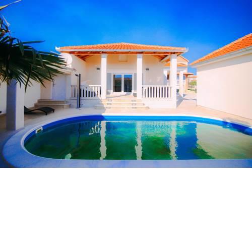Villa Viky