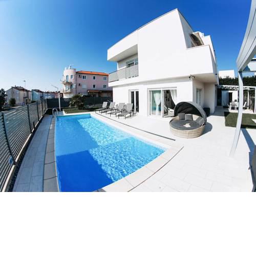 Villa Virtus 360S