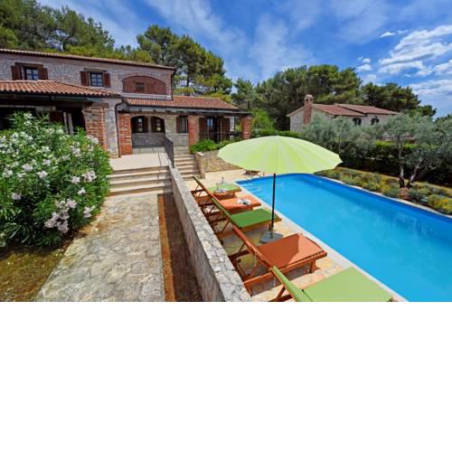 Villas Sv. Lovrec by Istarski Dvori