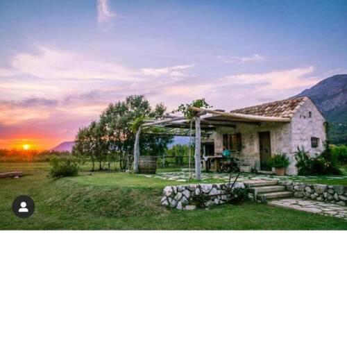 Vineyard Eco Cottage