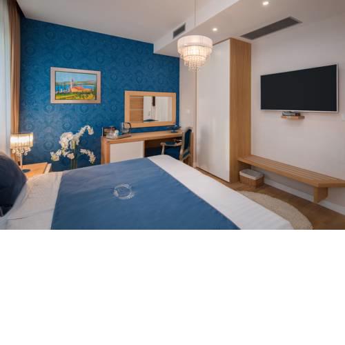 VIP Rooms
